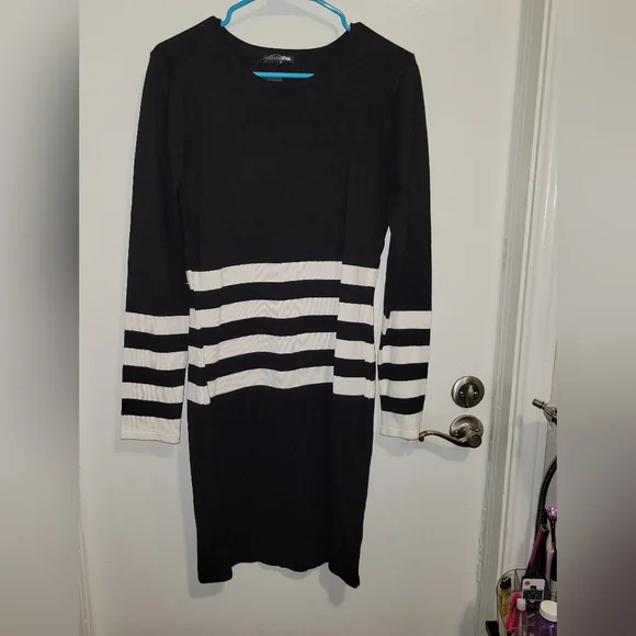 🟥XL Blk Striped Sweater Dress - Picture 3 of 3